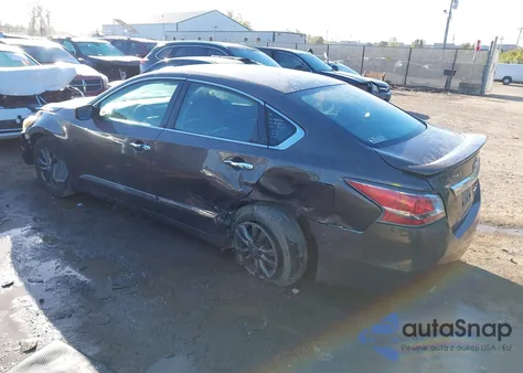 2015 Nissan Altima 2.5/2.5 S/2.5 Sl/2.5 Sv z USA, uszkodzony, nr VIN 1N4AL3AP1FC450309